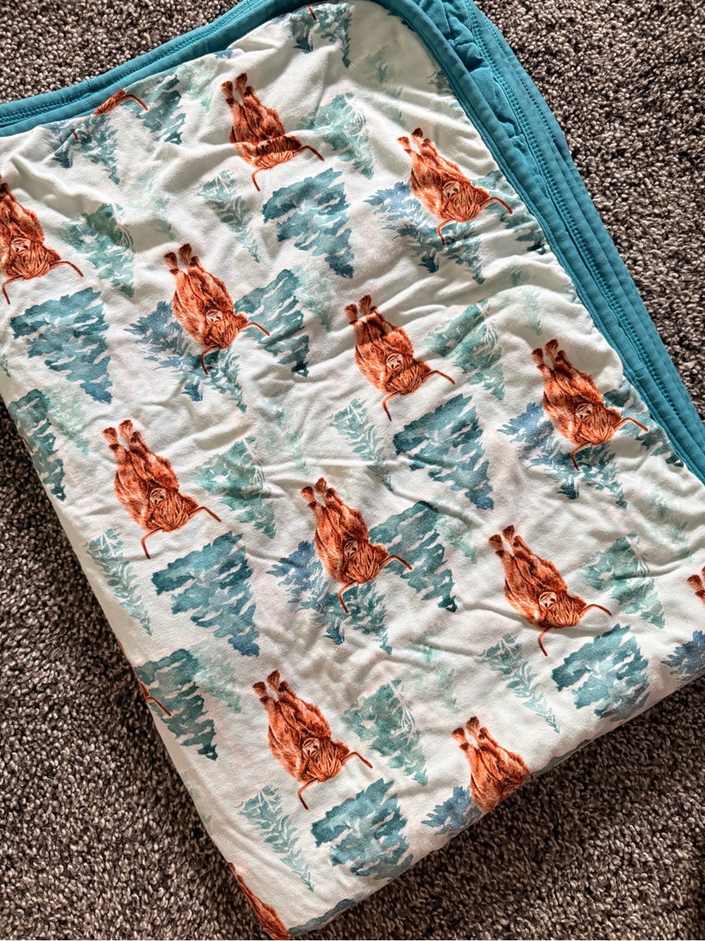 The Sleepy Sloth Bamboo Mini Blanket Highland Cow